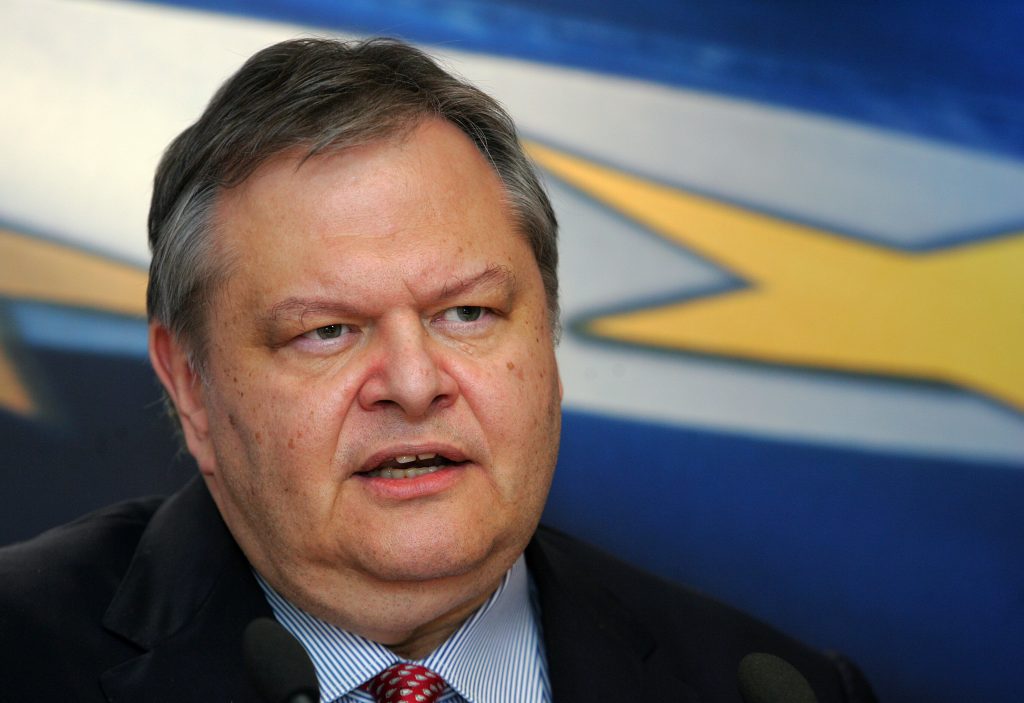 Ο Ευάγγελος Βενιζέλος περί «μικρομεγαλισμού και αλαζονείας» - Media