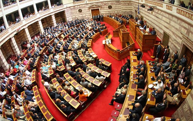 «Μάχη» στη Βουλή για το πολυνομοσχέδιο – Κρίσιμη ψηφοφορία τα μεσάνυχτα - Media