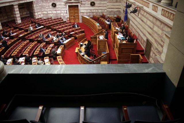 Τροπολογία ΣΥΡΙΖΑ για τα χρέη των κομμάτων - Media