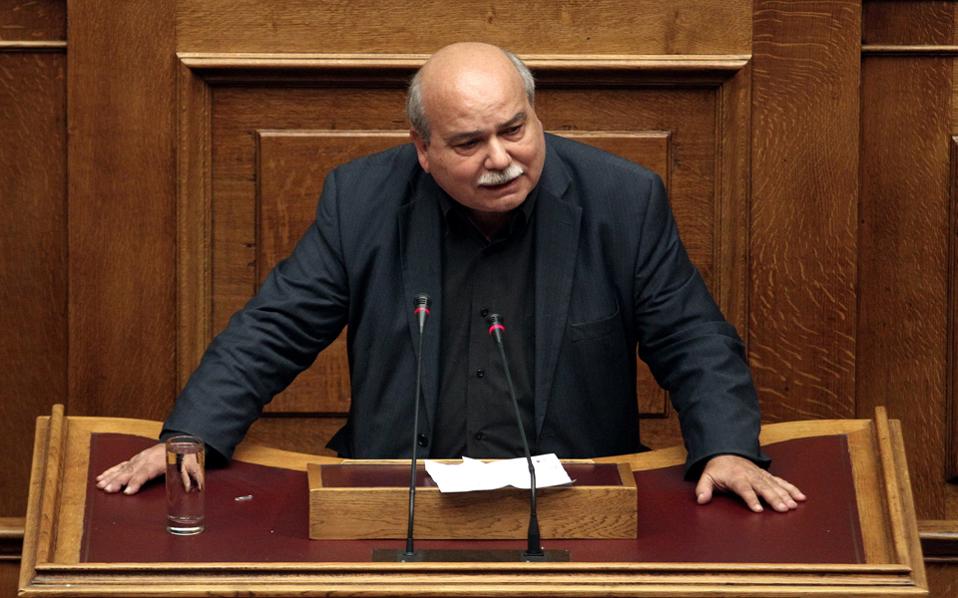 Βούτσης: «Ο κ. Στύλιος δεν ψήφισε τις άρσεις ασυλιών της Χ.Α.» (Video) - Media