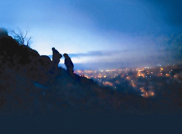 Φυλακισμένες, χίπηδες και ένας   μανάβης οn the road - Media