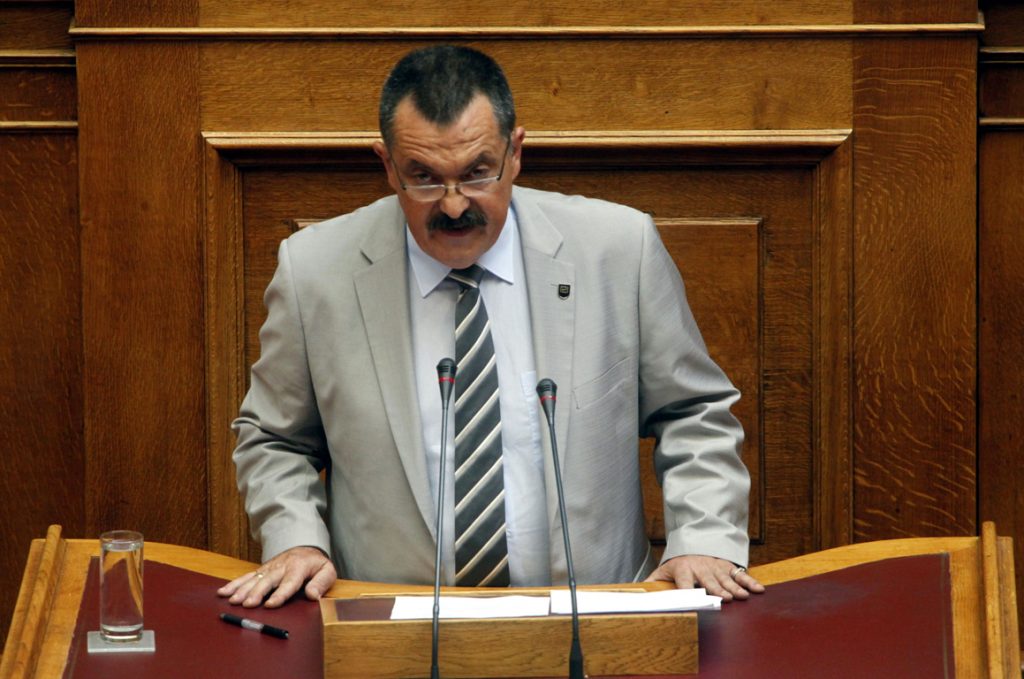 Παππάς:  «Πολιτικά περιττώματα παριστάνουν τους προέδρους της Βουλής»  - Media