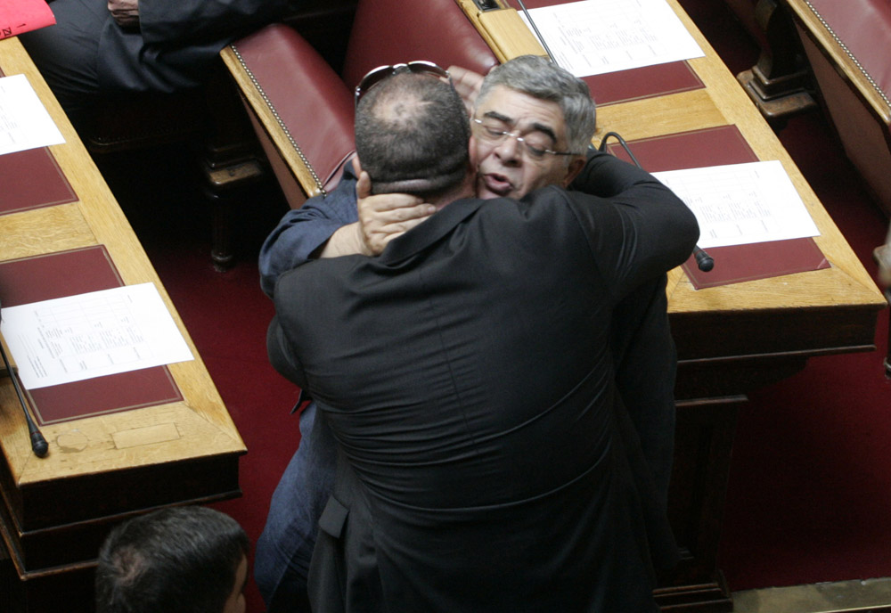 Αίρεται η ασυλία των Μιχαλολιάκου, Λαγού και Παππά - Media