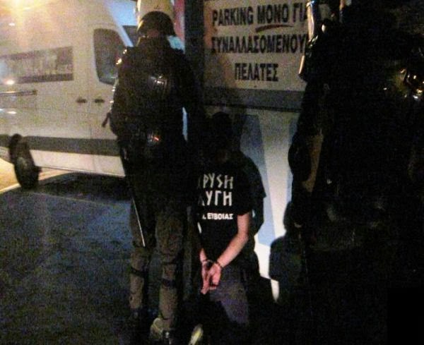 Πανηγύρια με χιούμορ στα social media για τις συλλήψεις της ΧΑ - Media