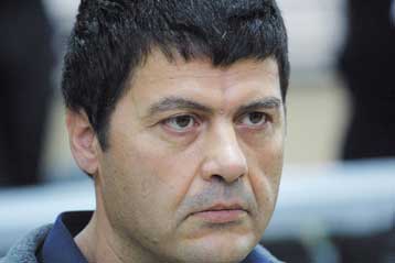 Παραπέμπεται σε δίκη για φωτιά στη φυλακή ο Χριστόδουλος Ξηρός - Media