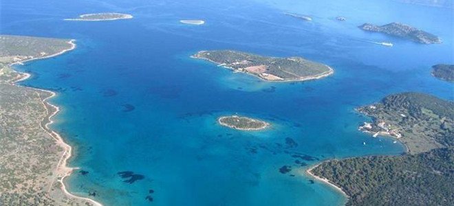 Έβγαλαν «στο σφυρί» το νησί Χώρα απέναντι από το Σούνιο - Media