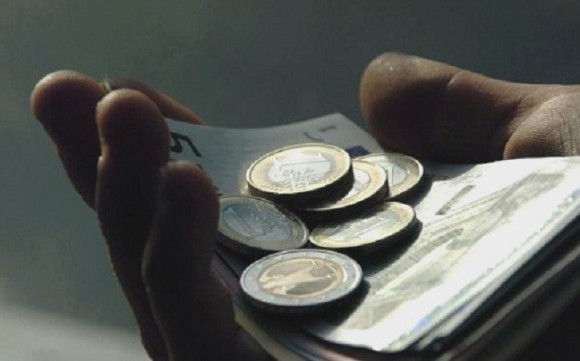 Προηγούνται οι  πάσης φύσεως παρακολουθήσεις από τη νέα φορολογική επιδρομή κατά των Ελλήνων; - Media