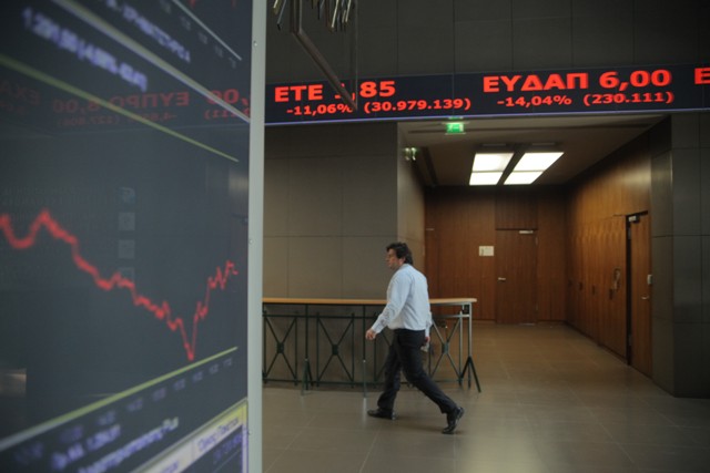 Μίνι «κραχ» στο Χρηματιστήριο - Media