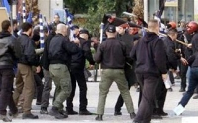 Μία σύλληψη στο Βόλο για τα επεισόδια Αντιεξουσιαστών - Χρυσής Αυγής - Media