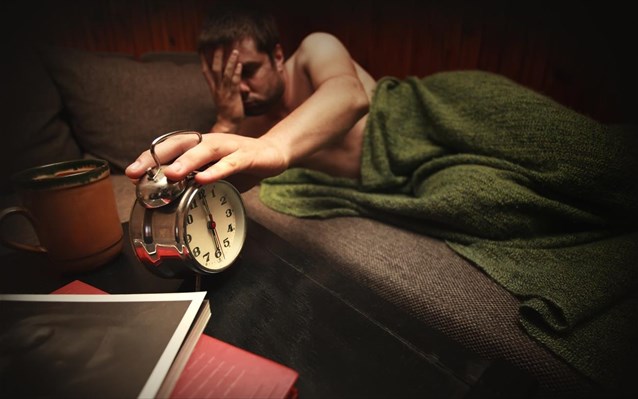 Μην κοιμάστε με το φως αναμμένο. Παχαίνει! - Media