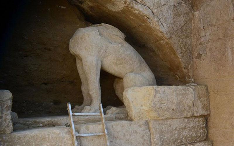 Τι λένε οι ειδικοί για το περιεχόμενο του τάφου στην Αρχαία Αμφίπολη - Media