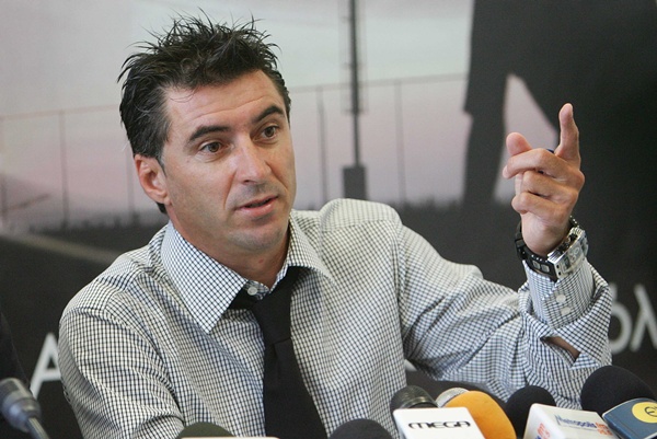 Ο Θοδωρής Ζαγοράκης μιλάει (λίγο) για την πολιτική και (πολύ) για το Μουντιάλ - Media