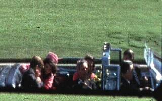 Δολοφονία Κένεντι: Το ιστορικό βίντεο του Ζαπρούντερ και το καρέ 313 - Media