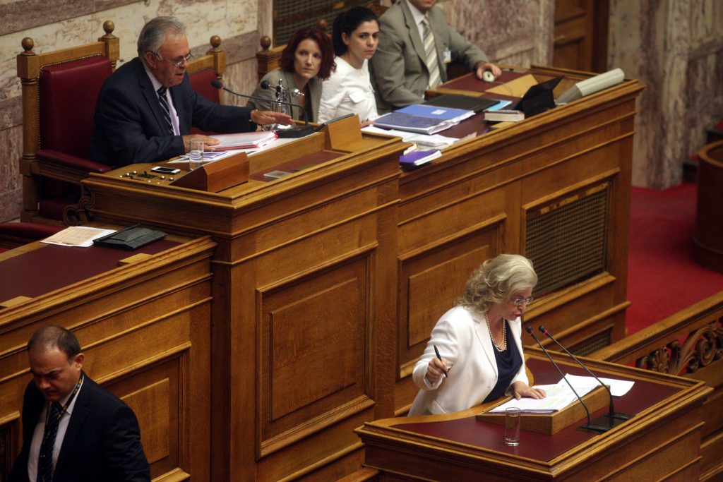 Σκαιότατη επίθεση Ζαρούλια κατά Δραγασάκη - Media