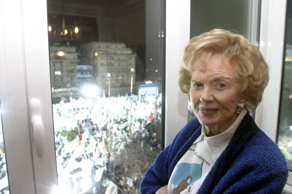 Μαργαρίτα Παπανδρέου κατά Bild: Χυδαία και συκοφαντικά τα όσα αναφέρει για μένα - Media