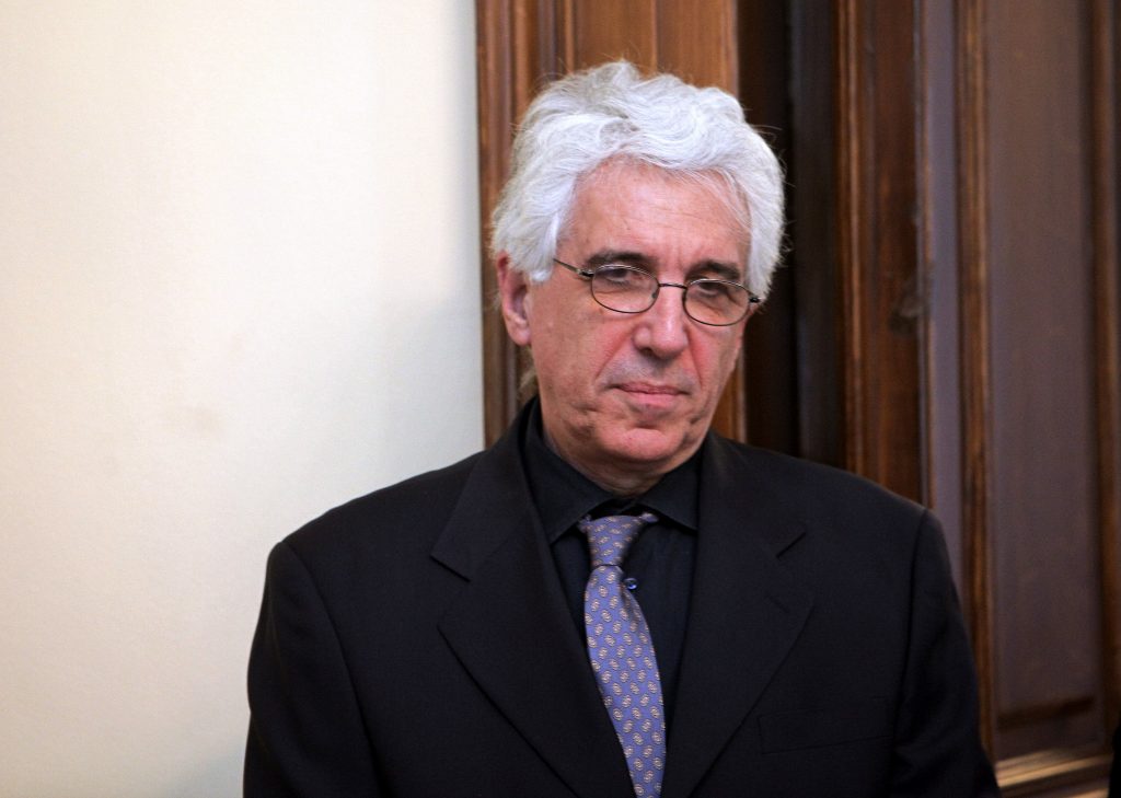 Αναδίπλωση Παρασκευόπουλου: Κανένας Έλληνας δεν θέλει κατάσχεση του Ινστιτούτου Γκαίτε - Media