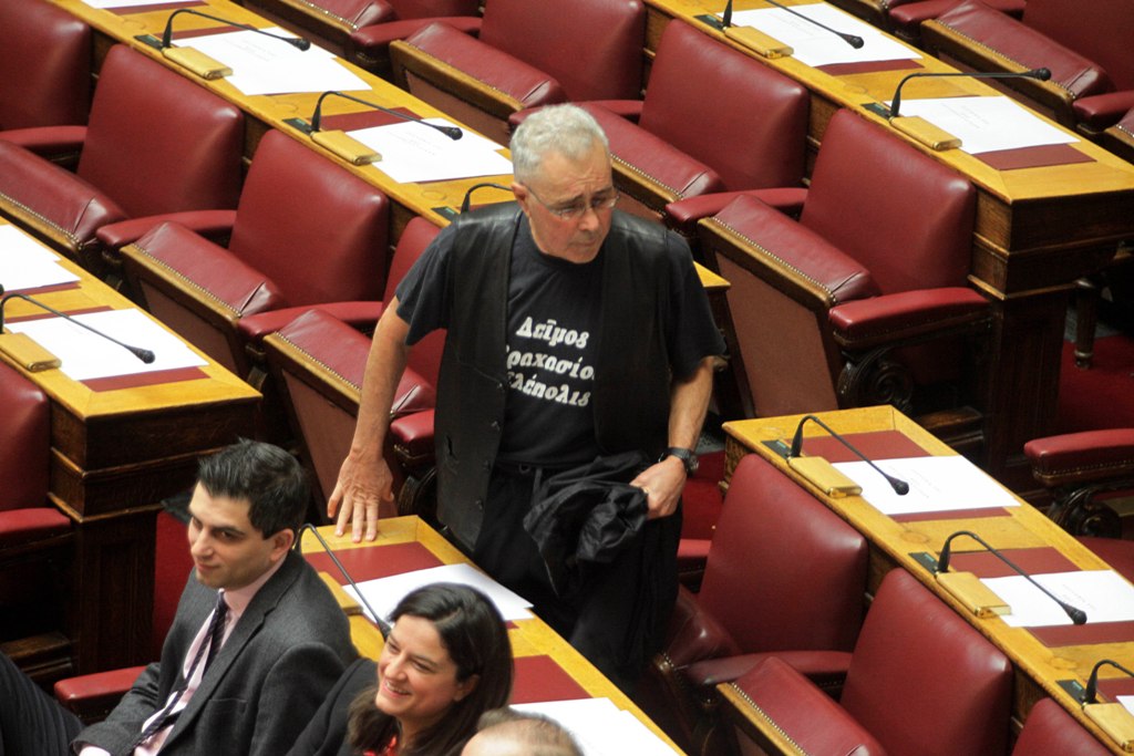 Ζουράρις: Οι Γερμανοί θα υποχωρήσουν και η Ελλαδίτσα θα μπει στο Βερολίνο! - Media