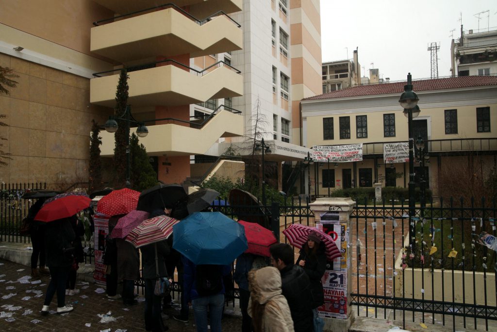 Ποινικές διώξεις για βανδαλισμούς στην κατάληψη της Νομικής - Media