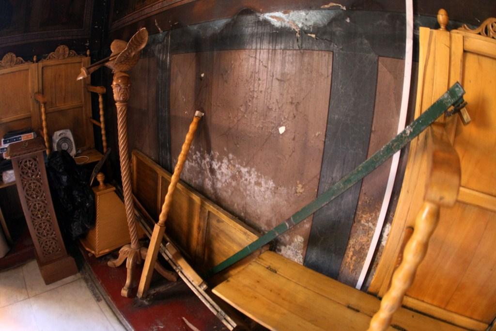 Οι απίστευτοι βανδαλισμοί στο εκκλησάκι δίπλα στη Νομική (photo/video) - Media