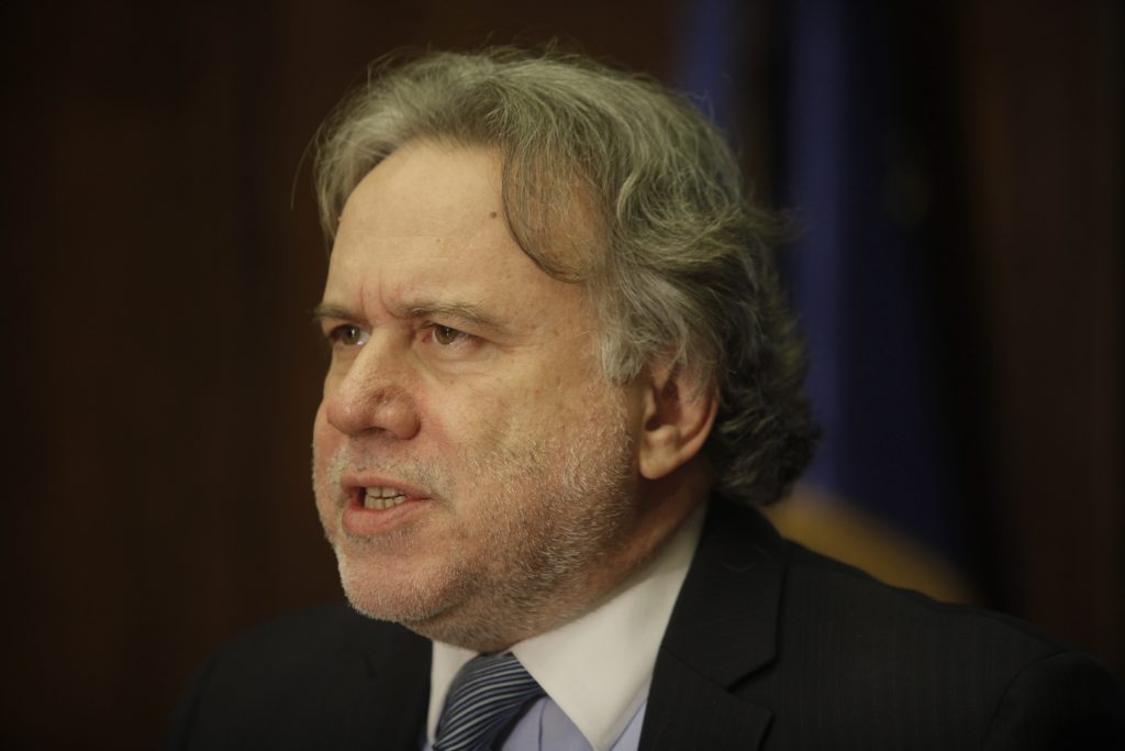 Ο Κατρούγκαλος ζητάει 500.000 € από Ψυχάρη, Καρακούση και Χιώτη για τα δημοσιεύματα του «Βήματος» - Media