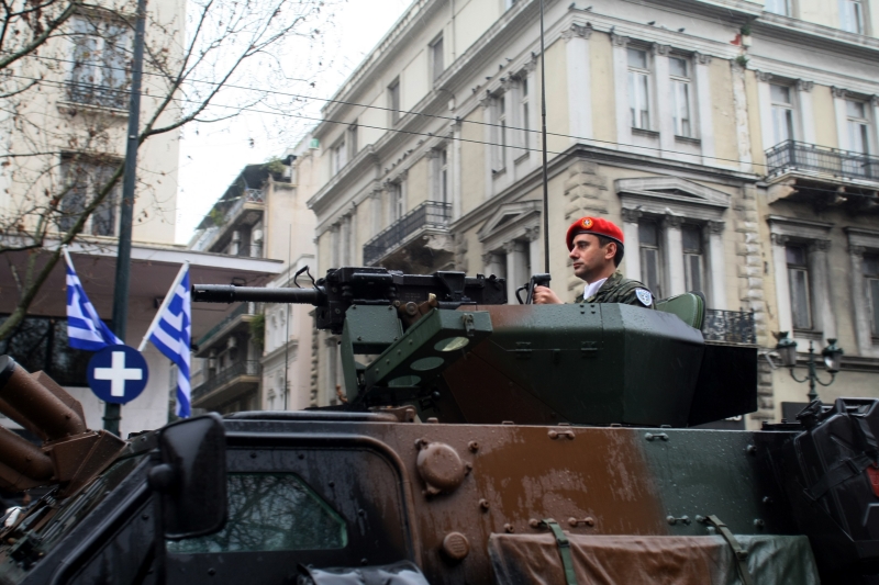 «Έτσι γιορτάζουν την ανεξαρτησία αριστεροί και εθνικιστές»: Ξένοι δημοσιογράφοι σχολιάζουν την παρέλαση στην Αθήνα - Media