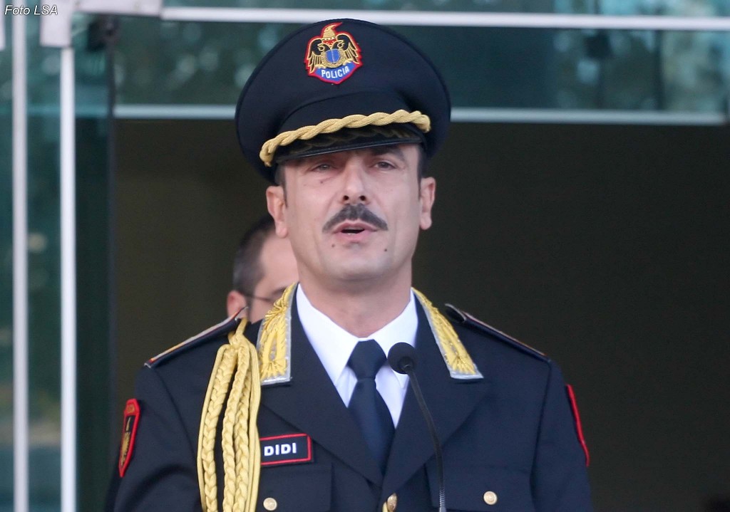 Παραιτήθηκε ο αρχηγός της αλβανικής αστυνομίας μετά από σκάνδαλο προστασίας βουλευτή - Media