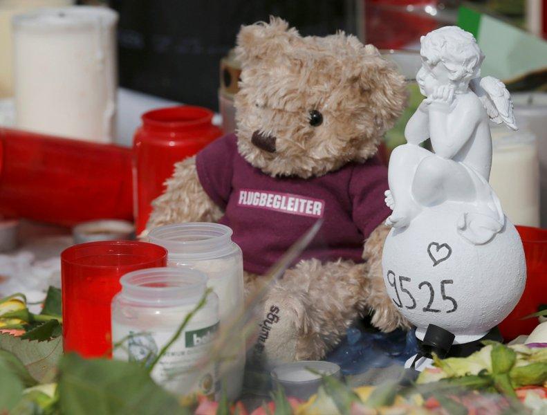 DNA από τα μισά θύματα του Airbus έχουν συγκεντρώσει οι ερευνητές - Τα νέα στοιχεία για τα αίτια της τραγωδίας - Media