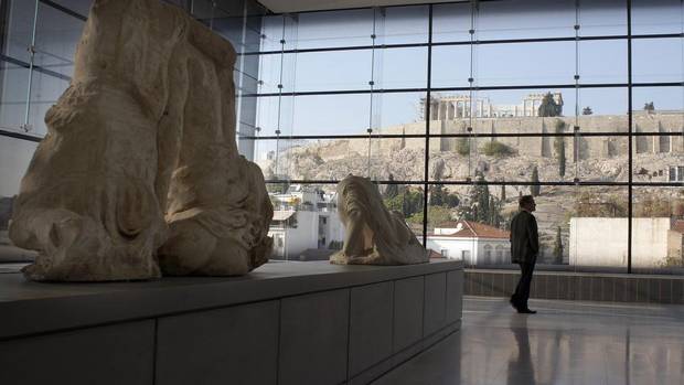 Globe and Mail: «Η Αθήνα δεν είναι ωραία, αλλά είναι συγκλονιστική» - Media