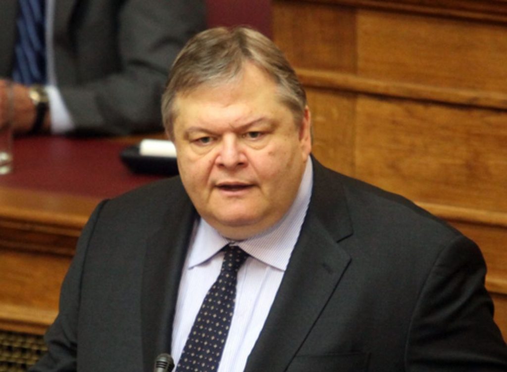 Βενιζέλος: «Σεβαστείτε το εθνικό κεκτημένο, μην παίζετε με το εθνικό συμφέρον» - Media