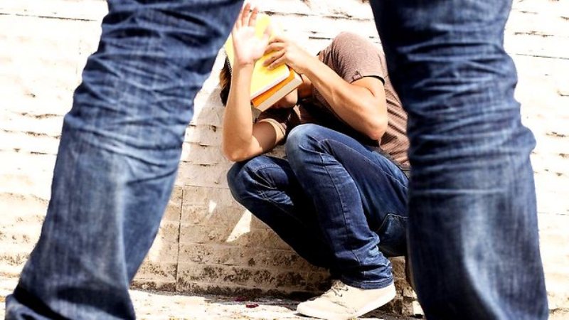 8 ύποπτα σημάδια, ότι το παιδί σας έχει πέσει θύμα σχολικού εκφοβισμού - Media