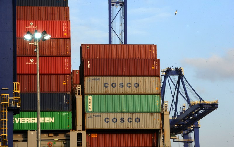 Λιμενεργάτες: «Απομυθοποιείται η δήθεν μεγάλη επένδυση της Cosco στον Πειραιά» - Media