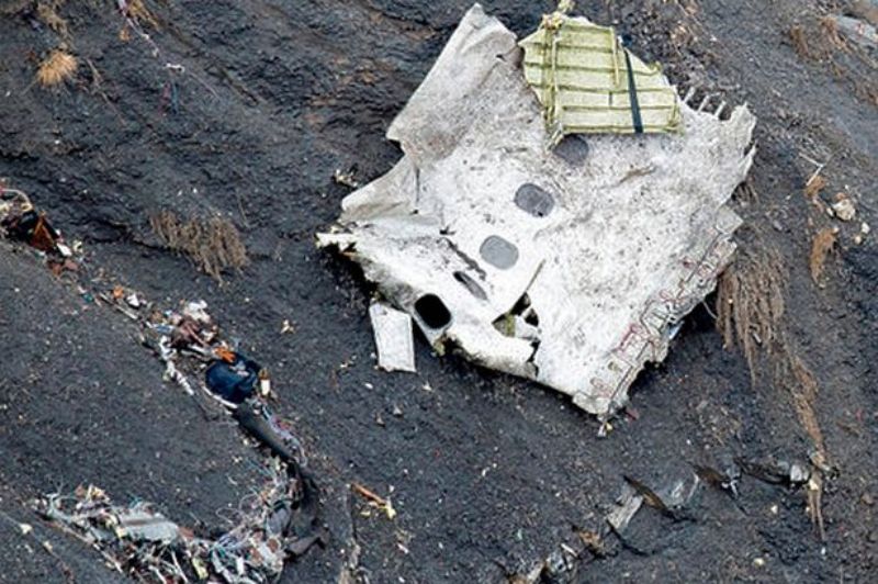 Έριξε το αεροπλάνο για να αυτοκτονήσει ο πιλότος της Germanwings; - Media