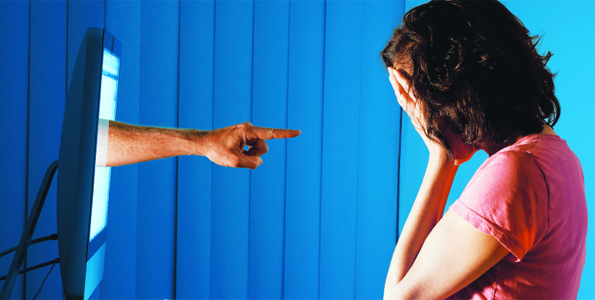 Έρευνα: Ένας στους τέσσερις γονείς δεν ξέρει τι κάνει το παιδί του στο διαδίκτυο! - Media