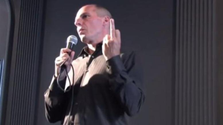 Βαρουφάκης: Μοντάζ το βίντεο με το δάχτυλο - Bild: Λέει ψέματα - Media