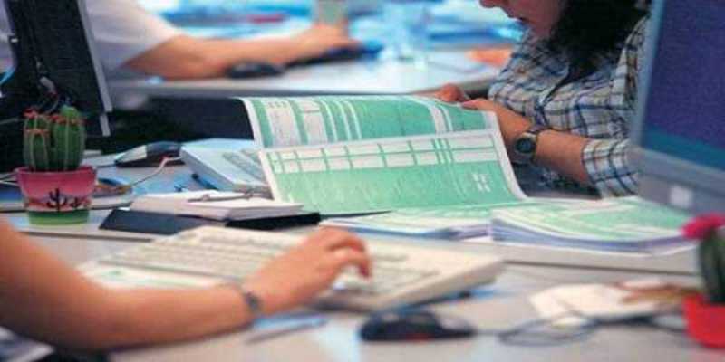 Απίστευτο: Η Σαββαΐδου υπέγραψε την εγκύκλιο για τις 100 δόσεις του... Σαμαρά! - Media