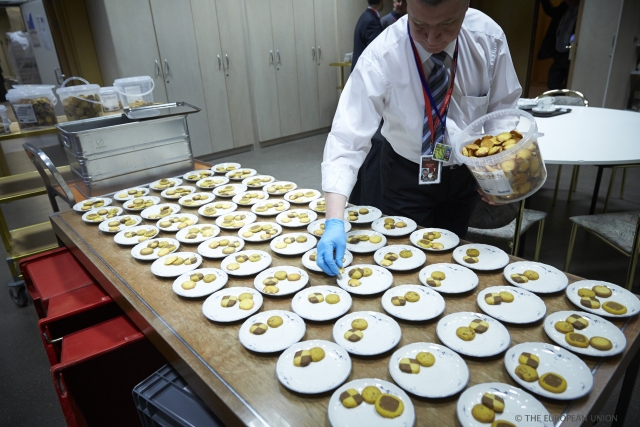 Τρυπώσαμε στα παρασκήνια της Συνόδου Κορυφής (Photos & Video) - Media