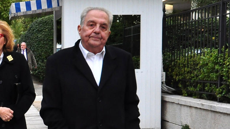 Φλαμπουράρης: Η συμφωνία με τους εταίρους πρέπει να είναι πολιτική - Media