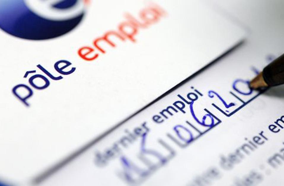 Με αλματώδεις ρυθμούς αυξάνεται η ανεργία στη Γαλλία  - Media