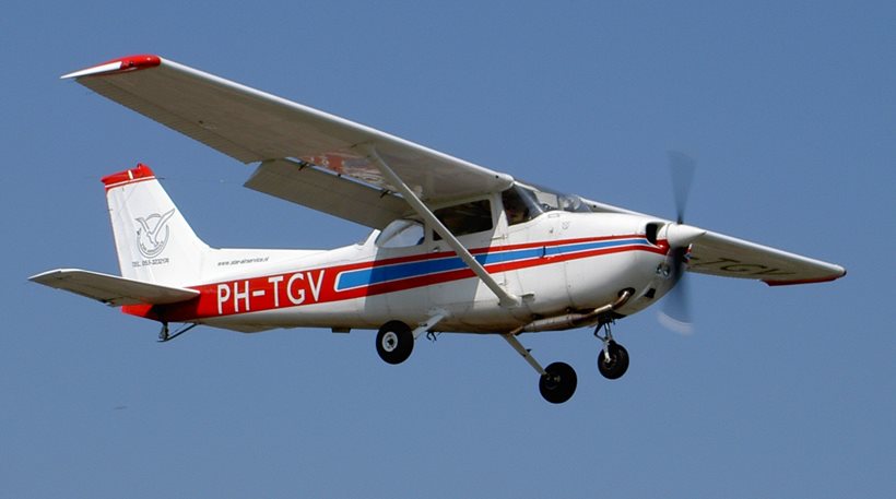 Πτώση μικρού αεροσκάφους στον Αξιό ποταμό - Media