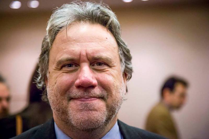 Νέες αποκαλύψεις για Κατρούγκαλο προαναγγέλλει ο διευθυντής του ρ/σ ΒΗΜΑ FM  - Media