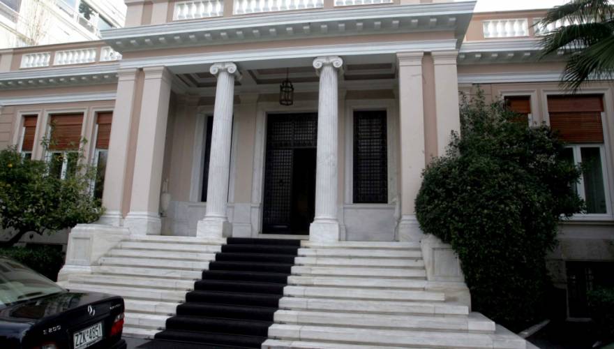 Προσαγωγές έξω από το Μαξίμου - Media