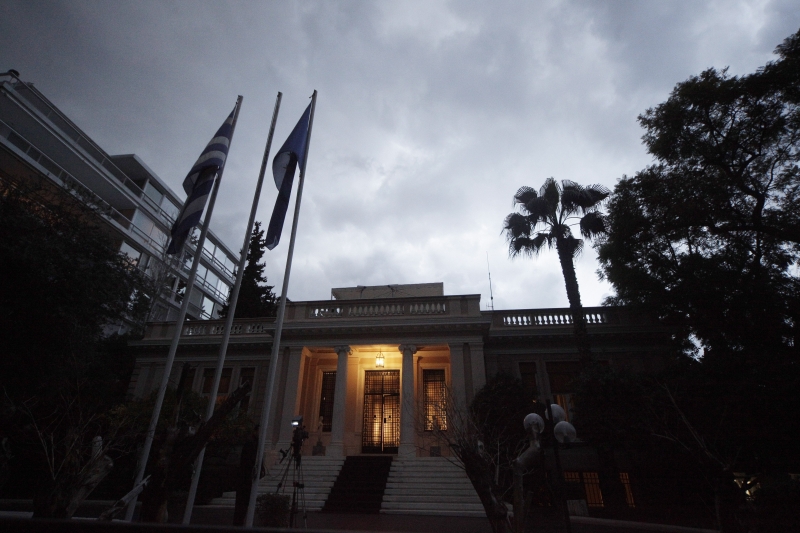 Τι συζητήθηκε στη σύσκεψη του οικονομικού επιτελείου ενόψει του τετ α τετ Τσίπρα - Μέρκελ - Media