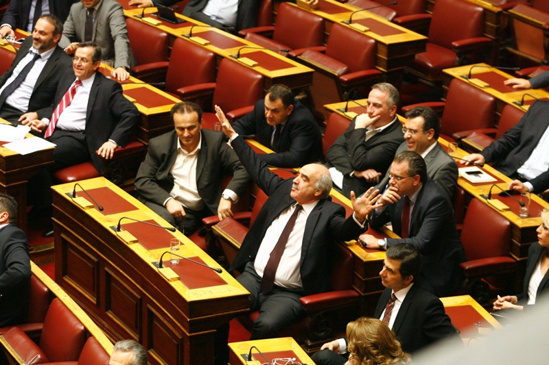 Τι είπε ο Μεϊμαράκης στον Τσίπρα-Η θερμή μεταξύ τους χειραψία (Photo) - Media