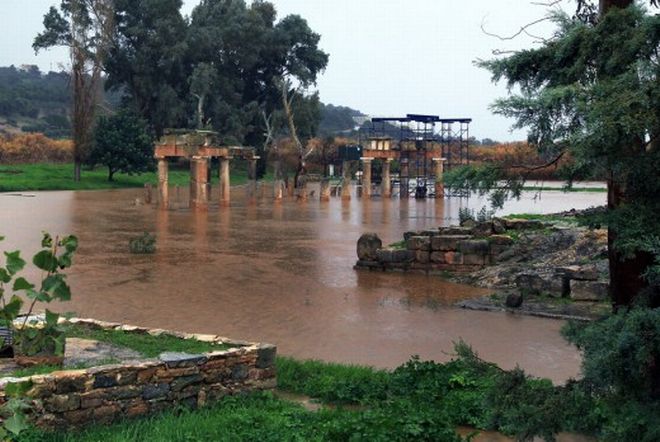 «Βούλιαξε» από την πλημμύρα ο ναός της Αρτέμιδος στη Βραυρώνα (photos) - Media
