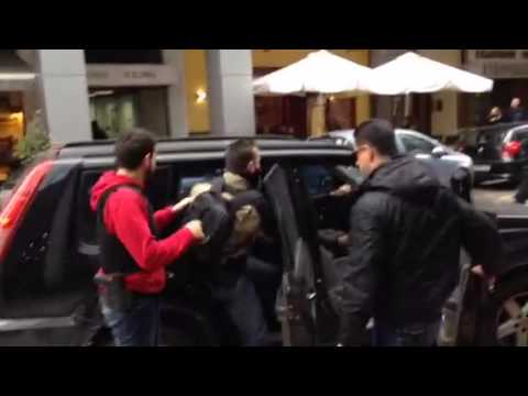 Προφυλακίστηκε ο «πιστολέρο» του Μικρολίμανου (Video) - Media