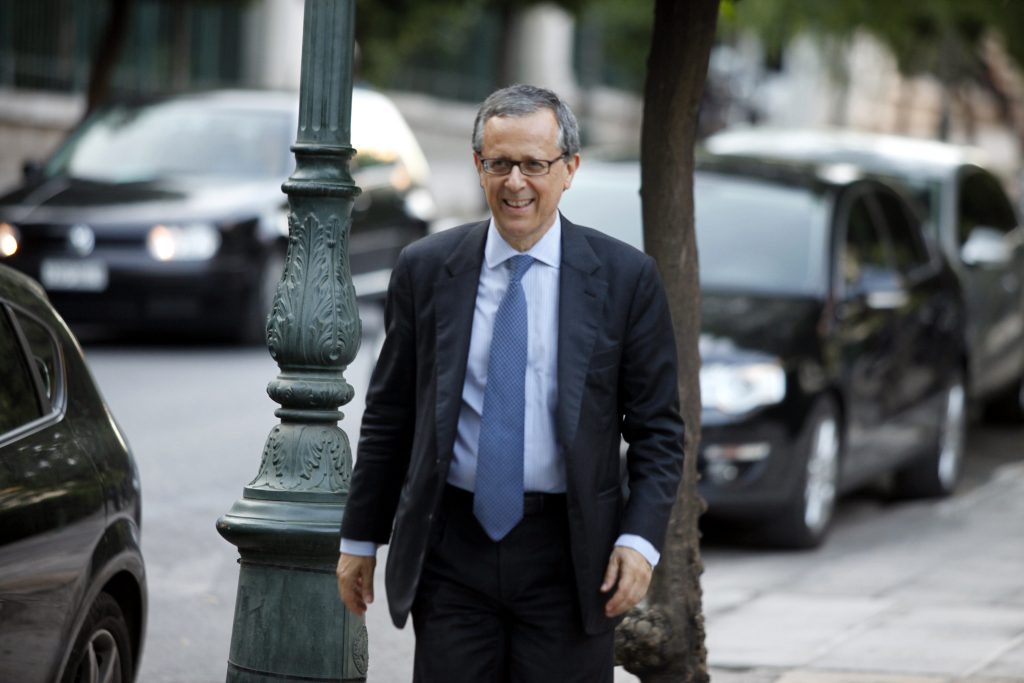 Μπαλτάκος: Ο Τσίπρας ιδρώνει τη φανέλα με το εθνόσημο - Media