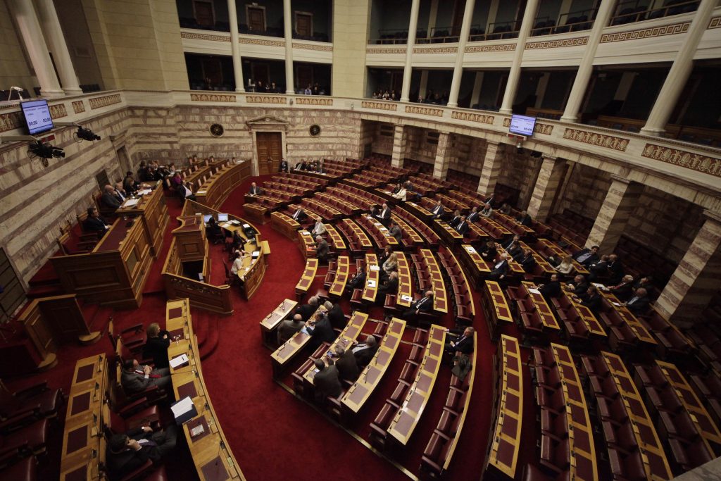 Σπάει κάθε προηγούμενο ρεκόρ η κατάθεση τροπολογιών… - Media