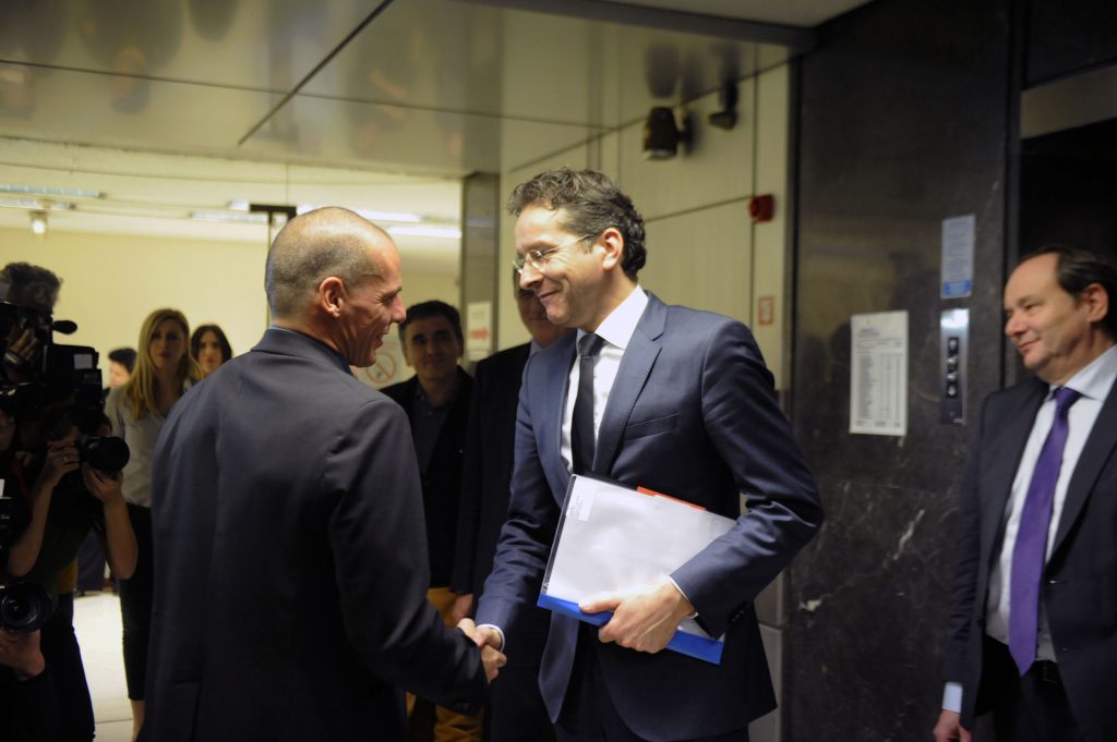 Guardian: «Μπορούσες σχεδόν να αισθανθείς την ηλεκτρισμένη ατμόσφαιρα» - Media