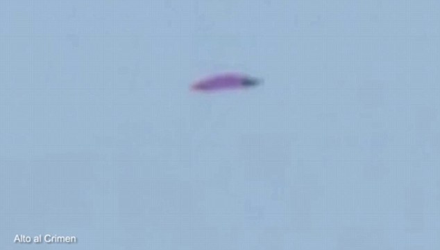Μοβ UFO παρατηρήθηκε στον ουρανό του Περού! (Photos + Video) - Media