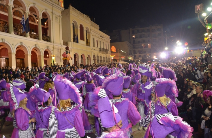 Πάτρα: Με 35.000 καρναβαλιστές στις εκδηλώσεις του καρναβαλιού (Photos) - Media